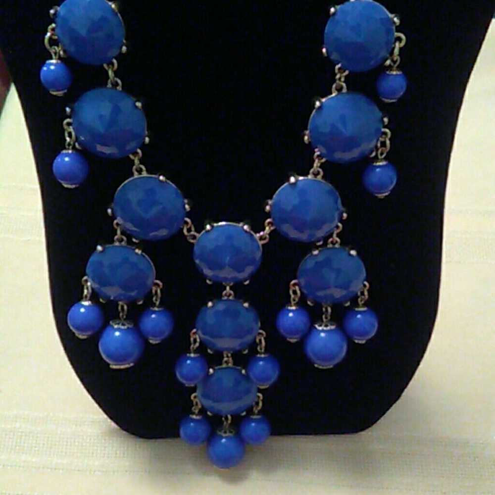 Long statement necklace
